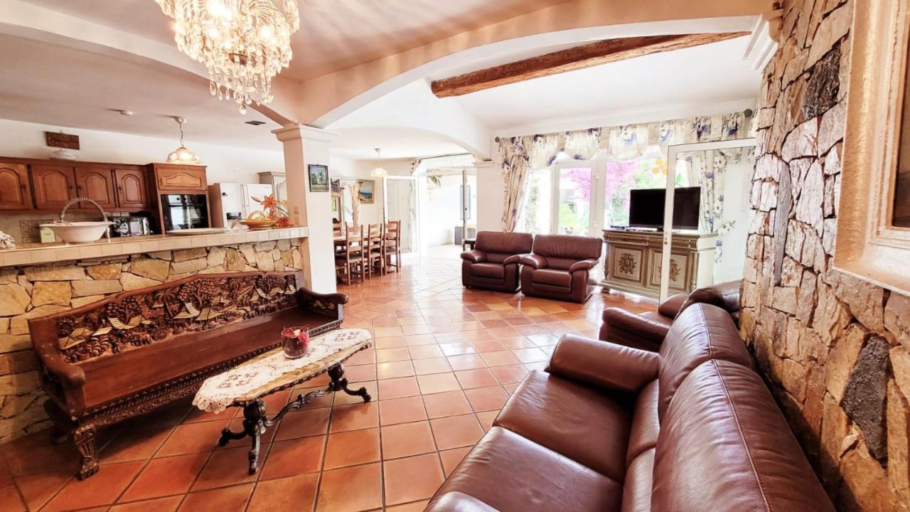 Villa Provencale A Sainte Maxime, Golf De Saint Tropez Bagian luar foto
