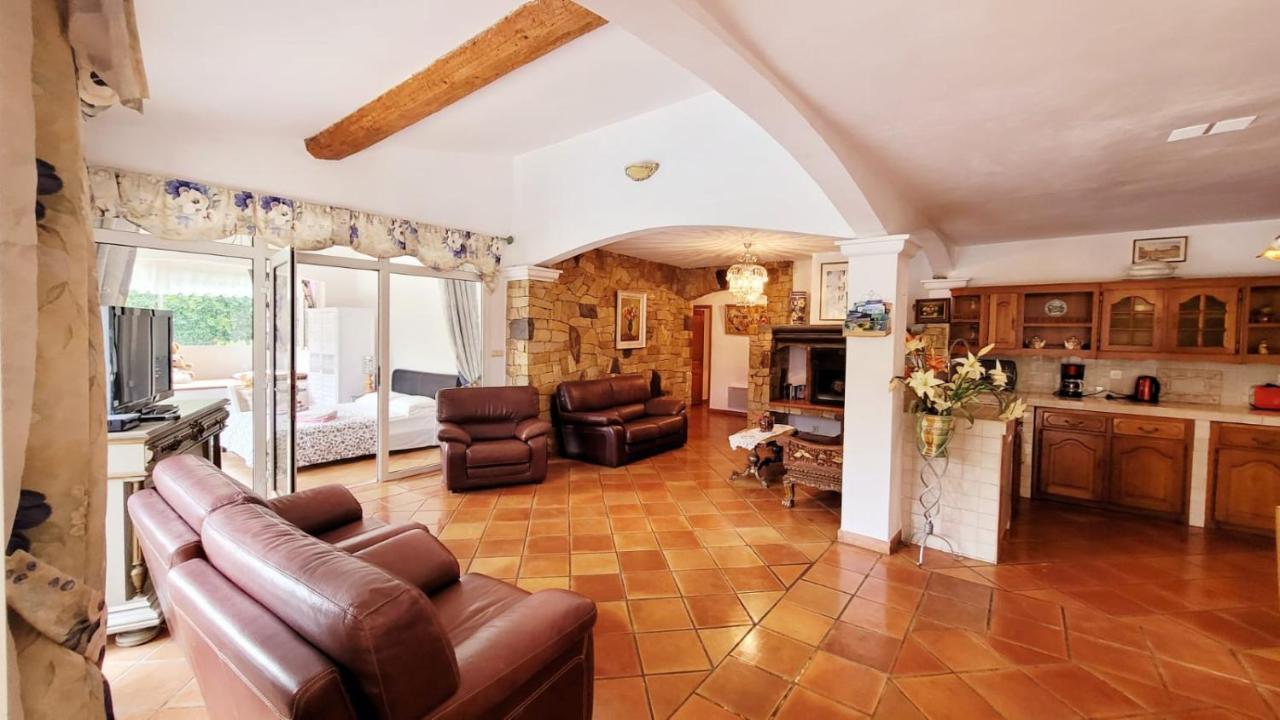 Villa Provencale A Sainte Maxime, Golf De Saint Tropez Bagian luar foto