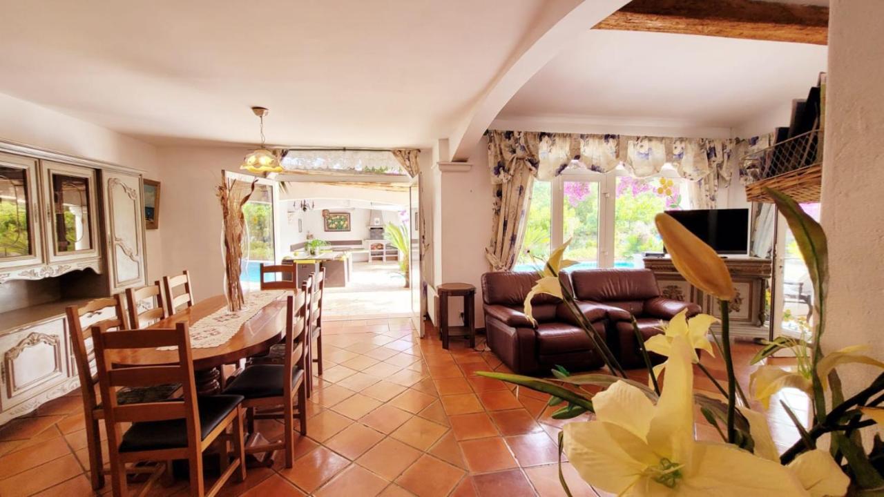 Villa Provencale A Sainte Maxime, Golf De Saint Tropez Bagian luar foto
