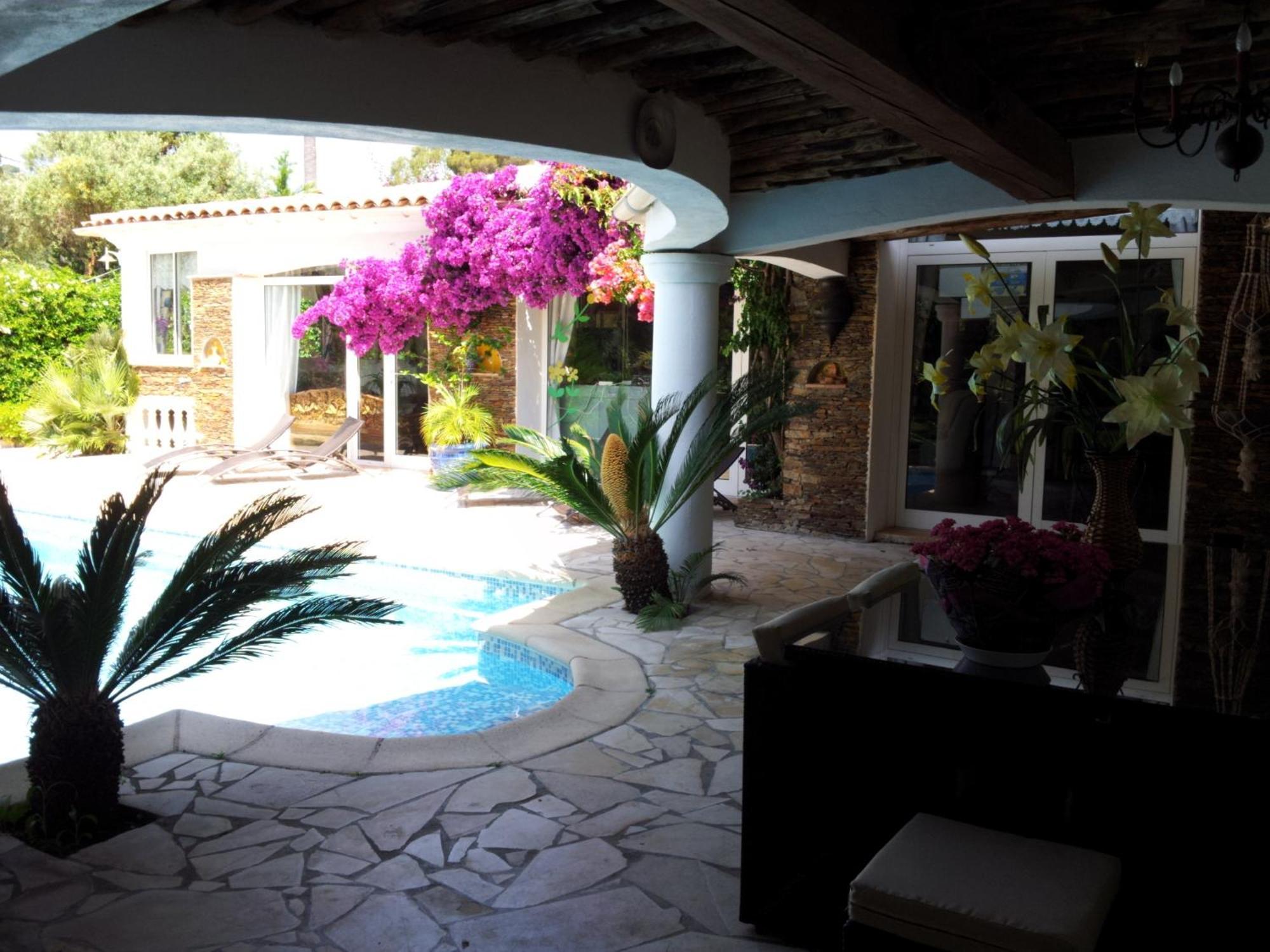 Villa Provencale A Sainte Maxime, Golf De Saint Tropez Bagian luar foto